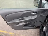 2018 Renault Clio thumbnail 39