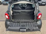 2017 Smart Fortwo thumbnail 38