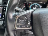2017 Honda Civic thumbnail 30