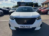 2021 Peugeot 2008 thumbnail 6