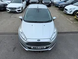 2015 Ford Fiesta thumbnail 4