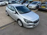 2019 Vauxhall Astra thumbnail 2