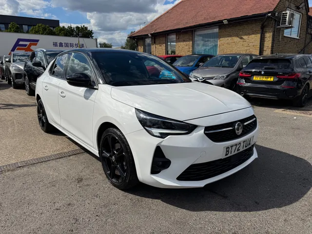2022 Vauxhall Corsa — photo 3