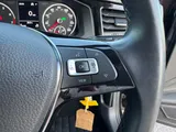 2018 Volkswagen Polo thumbnail 28