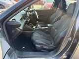 2020 Peugeot 2008 thumbnail 21