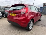 2015 Ford Fiesta thumbnail 13