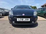 2016 Fiat Punto thumbnail 4
