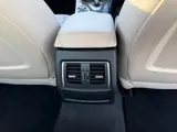 2017 BMW 3 Series thumbnail 51