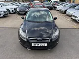 2014 Ford Focus thumbnail 2