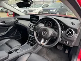 2017 Mercedes-Benz GLA thumbnail 18