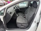 2016 Volkswagen Golf thumbnail 33
