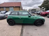 2020 Mini Hatch thumbnail 15