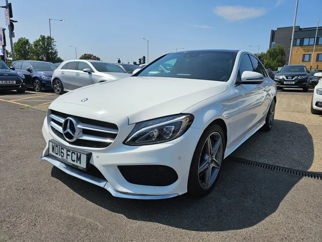 2016 Mercedes-Benz C-Class — photo 4
