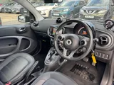 2017 Smart Fortwo thumbnail 18