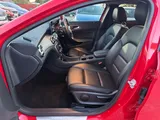 2017 Mercedes-Benz GLA thumbnail 41
