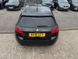 2018 Peugeot 308 thumbnail 10