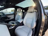 2018 Jaguar E-Pace thumbnail 40
