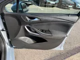 2016 Vauxhall Astra thumbnail 16