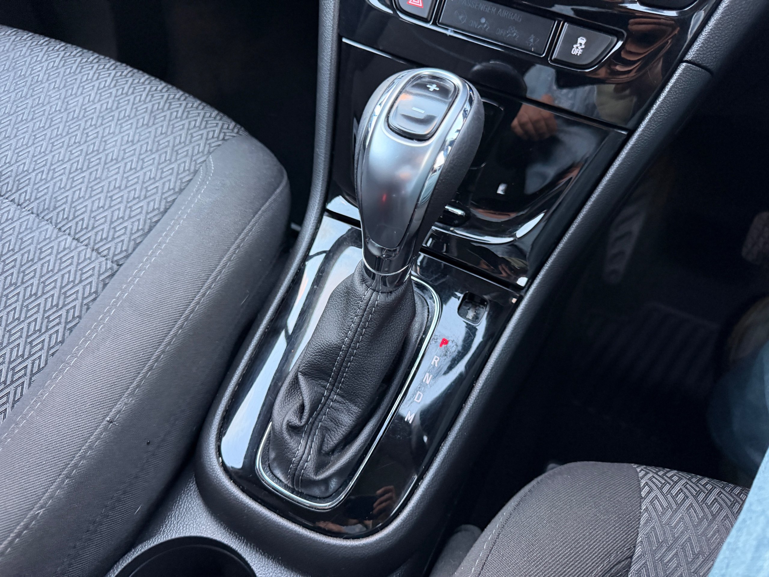 2017 Vauxhall Mokka X thumbnail 31