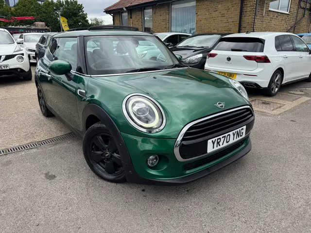 2020 Mini Hatch — photo 2
