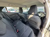 2021 Peugeot 2008 thumbnail 18