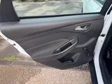 2013 Ford Focus thumbnail 38