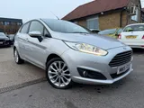 2015 Ford Fiesta thumbnail 1