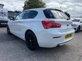 2017 BMW 1 Series thumbnail 15