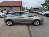 2017 Vauxhall Astra thumbnail 13