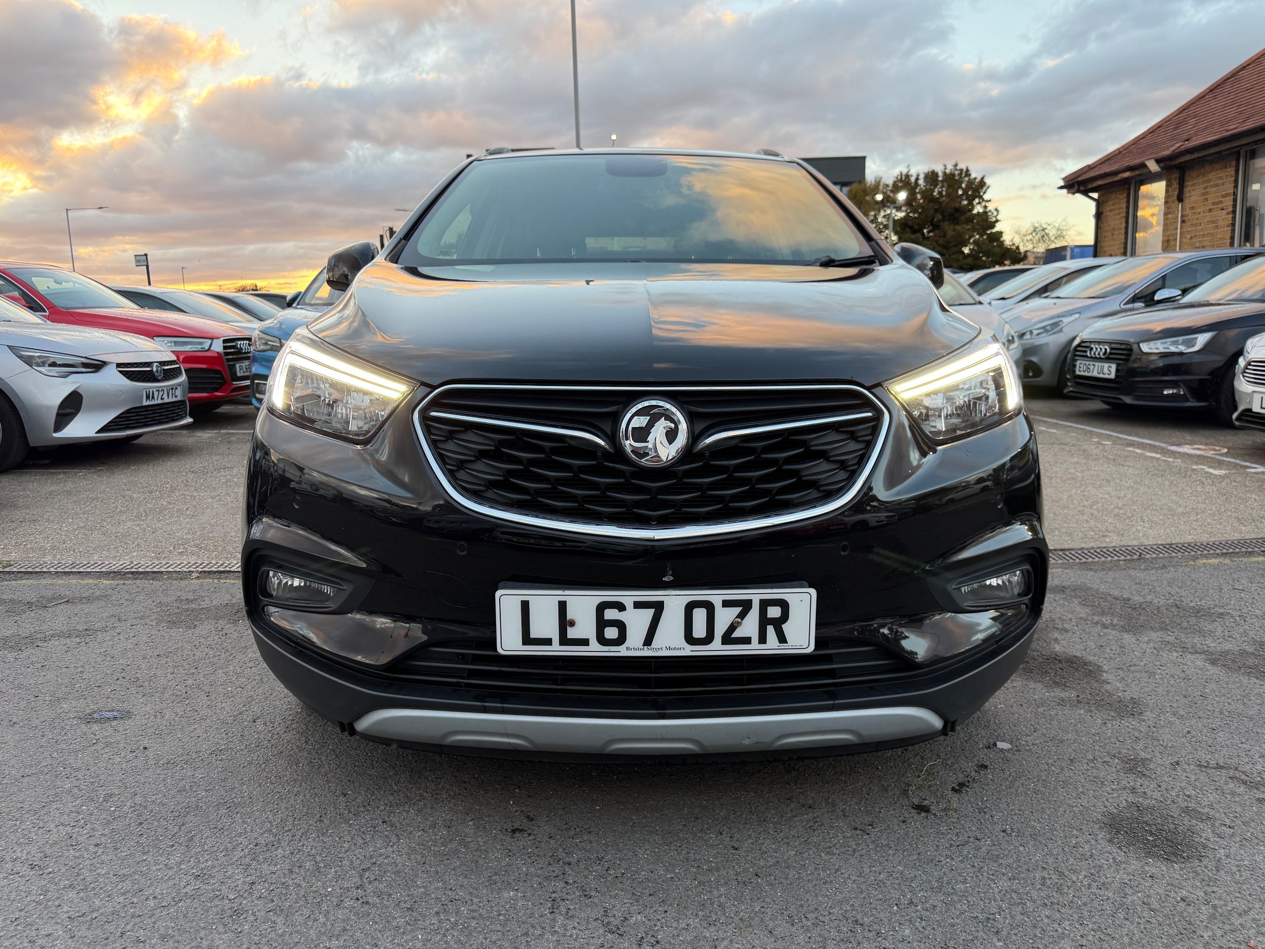 2017 Vauxhall Mokka X thumbnail 6