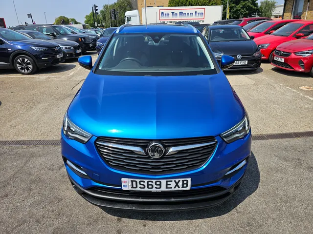 2019 Vauxhall Grandland X — photo 3