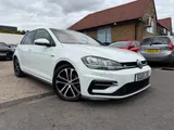 2019 Volkswagen Golf thumbnail 1
