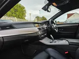 2016 BMW 5 Series thumbnail 19