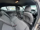 2017 Vauxhall Astra thumbnail 31