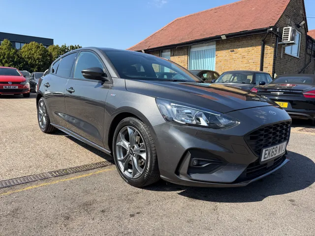 2019 Ford Focus — photo 3