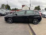 2018 Peugeot 308 thumbnail 15