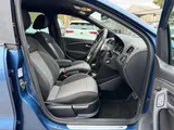 2017 Volkswagen Polo thumbnail 23