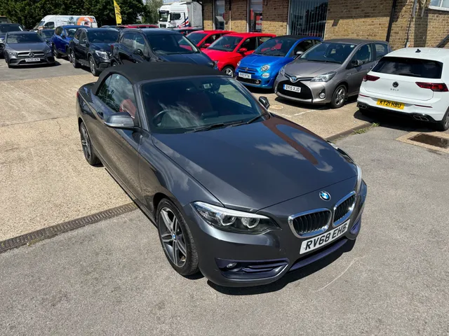 2018 BMW 2 Series — photo 2