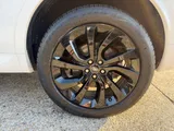 2022 Land Rover Discovery Sport thumbnail 19