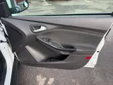 2013 Ford Focus thumbnail 37