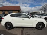 2018 Maserati Levante thumbnail 8