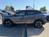 2020 Peugeot 2008 thumbnail 9