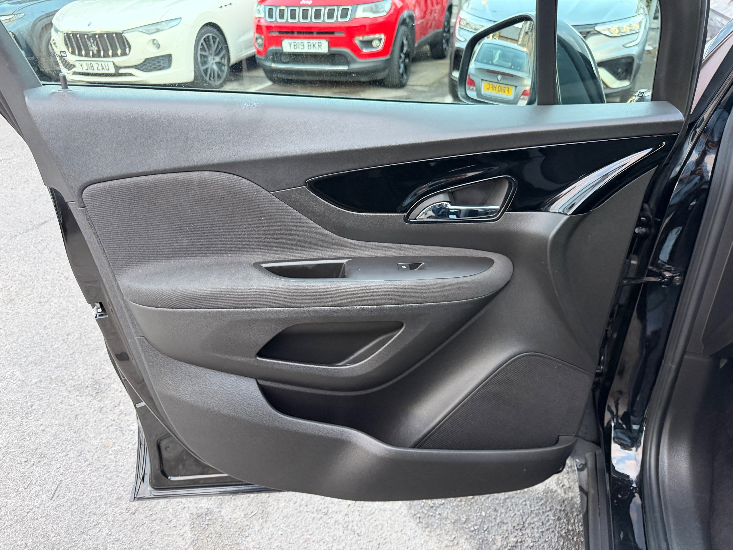 2017 Vauxhall Mokka X thumbnail 42