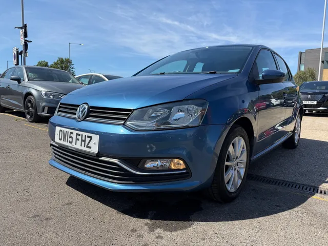 2015 Volkswagen Polo — photo 3