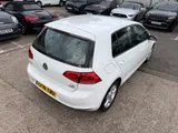 2016 Volkswagen Golf thumbnail 15