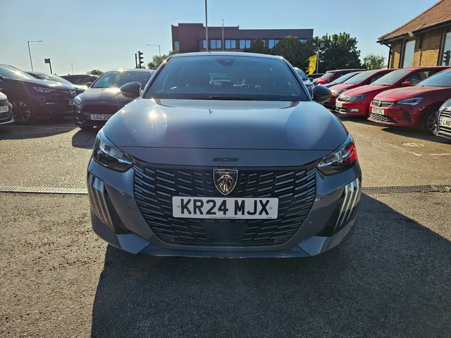 2024 Peugeot 208 — photo 2