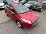 2015 Ford Fiesta thumbnail 3