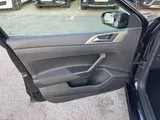 2018 Volkswagen Polo thumbnail 43