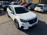 2021 Peugeot 2008 thumbnail 1