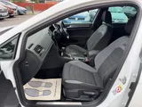2019 Volkswagen Golf thumbnail 41